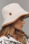 Ugg Sherpa Scallop Bucket Hat In Beige