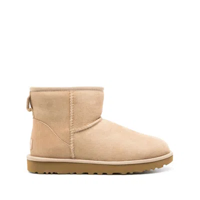 Ugg Shoes Brown In Neutral