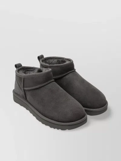 Ugg Short Grey Boot Pull Tab