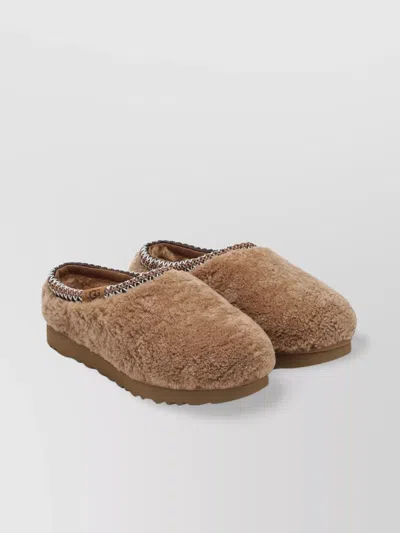 UGG SLIPPER MAXI CURLY CONTRAST TRIM