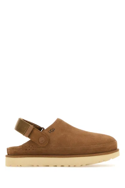 UGG UGG CAMEL SUEDE GOLDENSTAR SLIPPERS