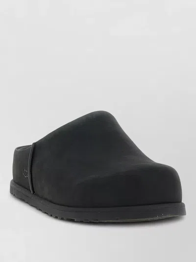 Ugg Slippers Flat Sole Round Toe Design In Black