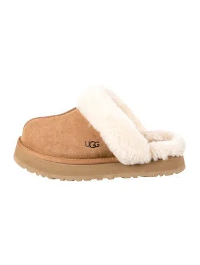 Pre-owned Ugg Slippers In Neutrals