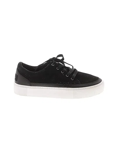Pre-owned Ugg Sneakers In Black