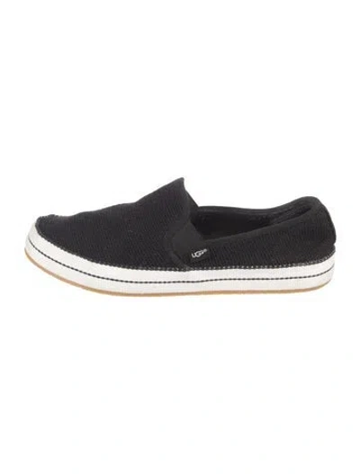 Pre-owned Ugg Sneakers In Black