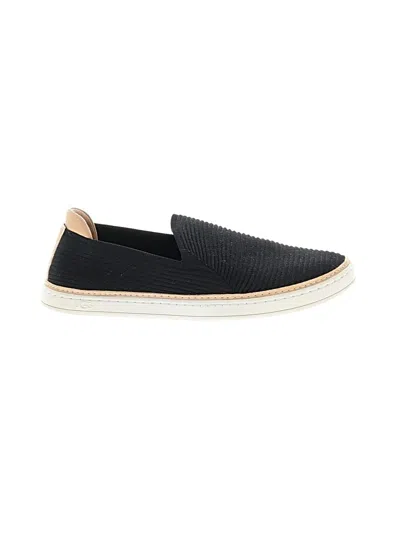 Pre-owned Ugg Sneakers In Black