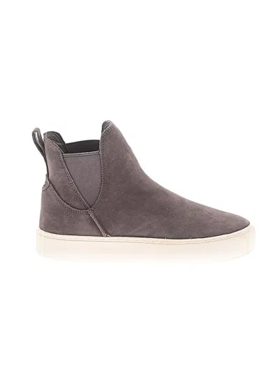 Pre-owned Ugg Sneakers In Gray