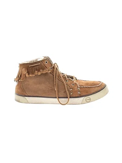 Pre-owned Ugg Sneakers In Tan