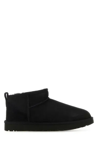 Ugg Stivale Classic Ultra Mini In Black