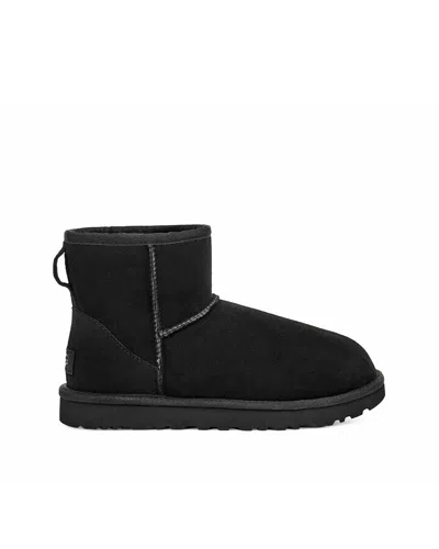 UGG MINI CLASSIC II BLACK ANKLE BOOT