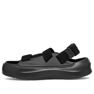 Ugg Stratus Sandal 'black'