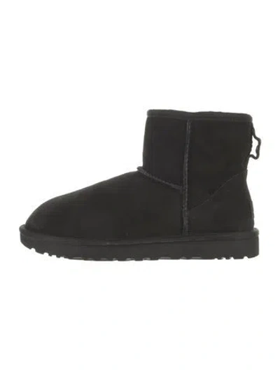 Pre-owned Ugg Suede Boots In Black