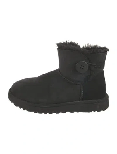 Pre-owned Ugg Suede Boots In Black