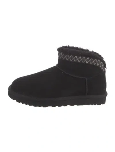 Pre-owned Ugg Suede Boots In Black