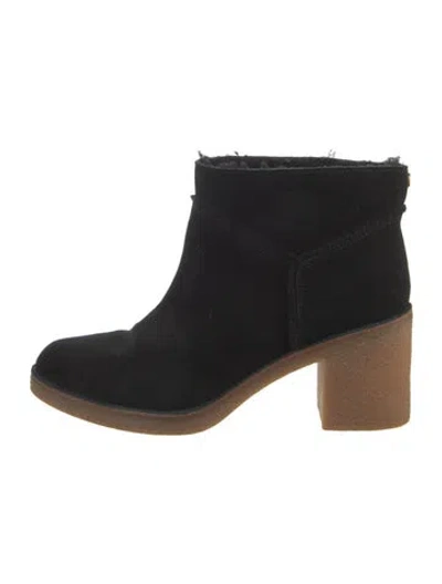 Pre-owned Ugg Suede Boots In Black