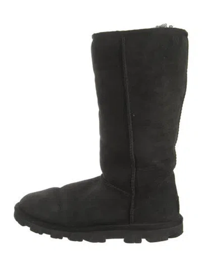 Pre-owned Ugg Suede Boots In Black