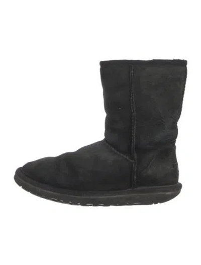Pre-owned Ugg Suede Boots In Black