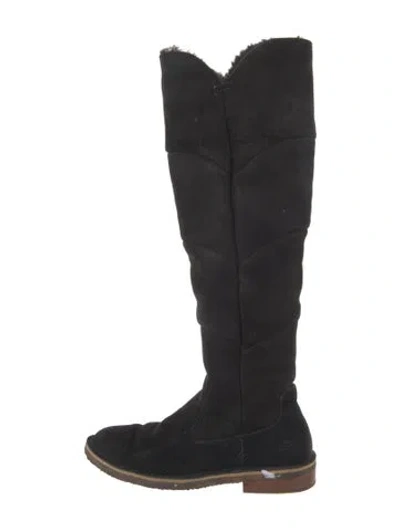 Pre-owned Ugg Suede Boots In Black