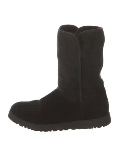 Pre-owned Ugg Suede Boots In Black