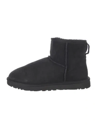 Pre-owned Ugg Suede Boots In Black