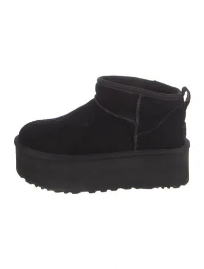 Pre-owned Ugg Suede Boots In Black