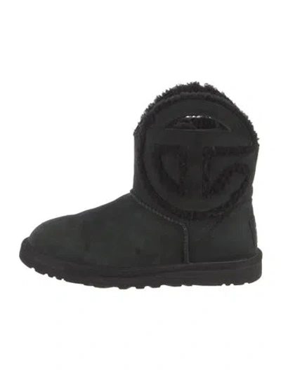 Pre-owned Ugg Suede Boots In Black
