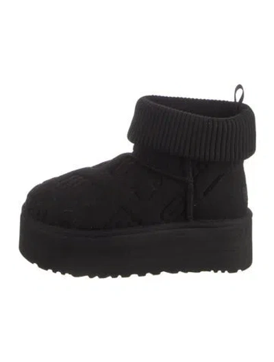 Pre-owned Ugg Suede Boots In Black
