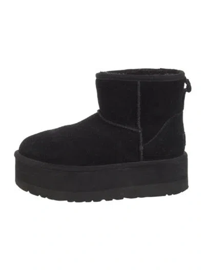 Pre-owned Ugg Suede Boots In Black