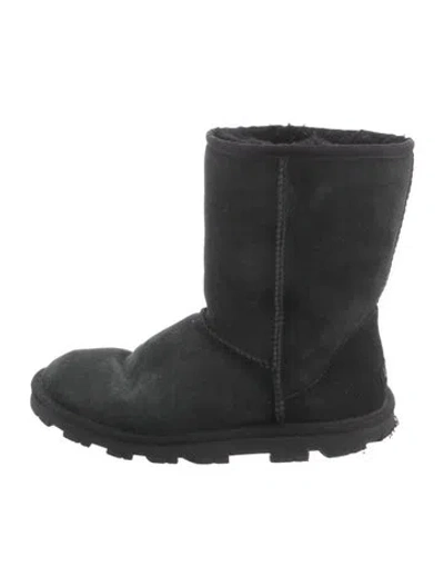 Pre-owned Ugg Suede Boots In Black