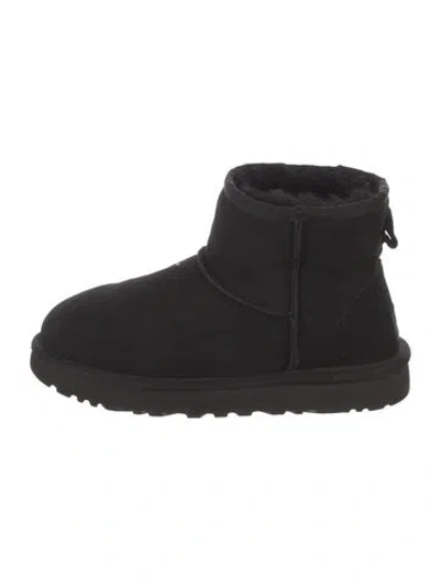Pre-owned Ugg Suede Boots In Black