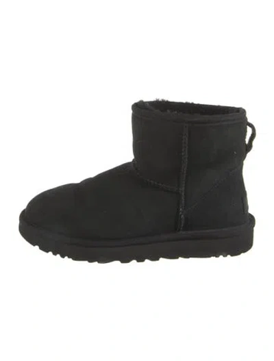 Pre-owned Ugg Suede Boots In Black