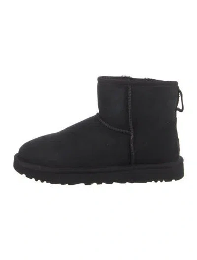 Pre-owned Ugg Suede Boots In Black