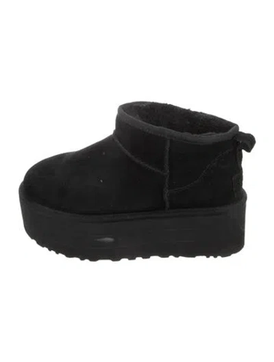 Pre-owned Ugg Suede Boots In Black