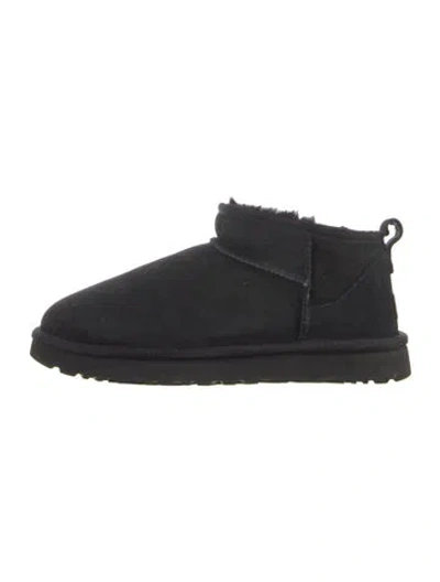 Pre-owned Ugg Suede Boots In Black
