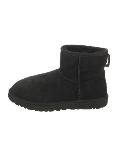 Pre-owned Ugg Suede Boots In Black