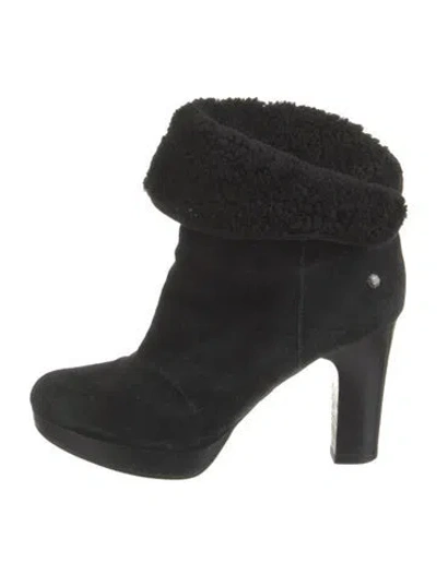 Pre-owned Ugg Suede Boots In Black