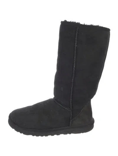 Pre-owned Ugg Suede Boots In Black
