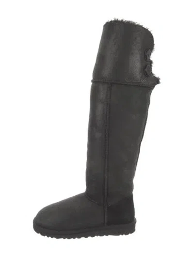 Pre-owned Ugg Suede Boots In Black