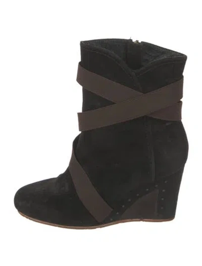 Pre-owned Ugg Suede Boots In Black