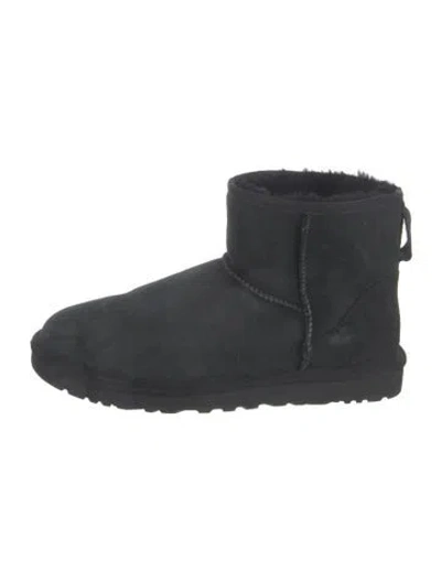 Pre-owned Ugg Suede Boots In Black