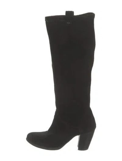 Pre-owned Ugg Suede Boots In Black