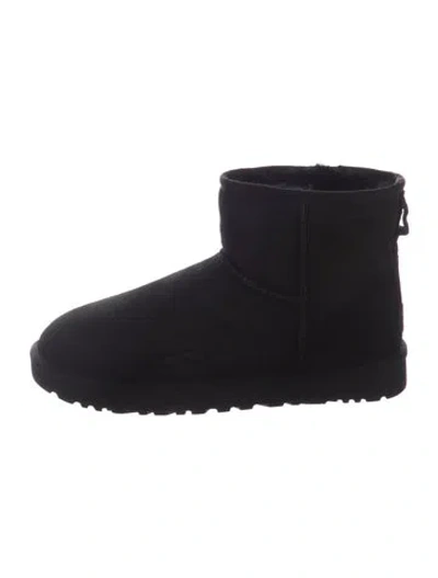 Pre-owned Ugg Suede Boots In Black