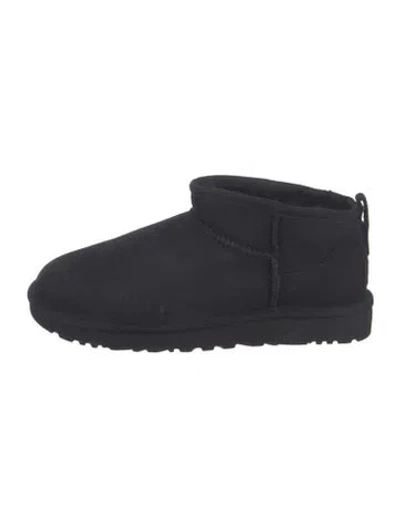 Pre-owned Ugg Suede Boots In Black