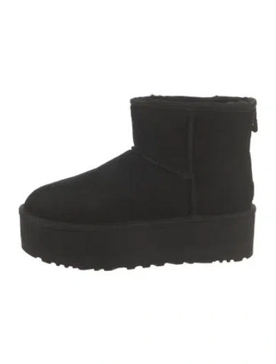 Pre-owned Ugg Suede Boots In Black
