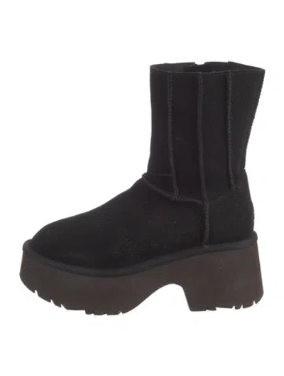 Pre-owned Ugg Suede Boots In Black