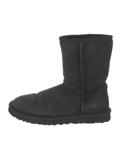 Pre-owned Ugg Suede Boots In Black