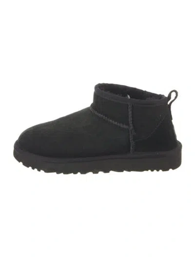 Pre-owned Ugg Suede Boots In Black