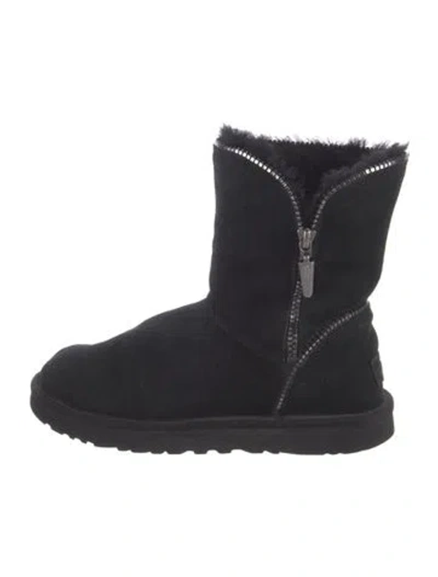 Pre-owned Ugg Suede Boots In Black