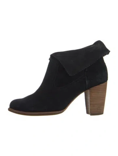 Pre-owned Ugg Suede Boots In Blue