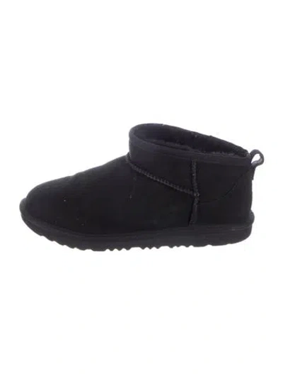 Pre-owned Ugg Suede Boots In Blue